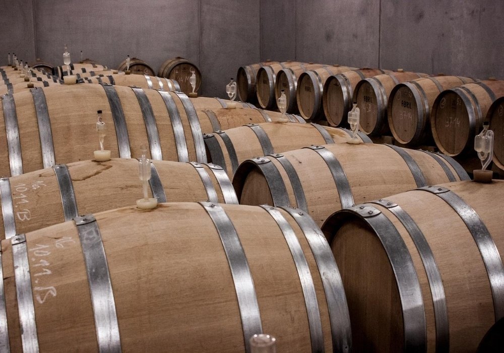 Weinlagerung als Teil der Weinherstellung